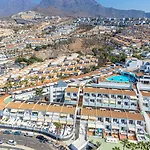 Island Village Paradise By Altamarhomes Апартаменти