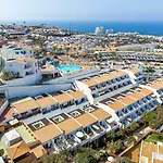 Апартаменти Island Village Paradise By Altamarhomes