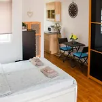 Island Village Paradise By Altamarhomes Апартаменти *