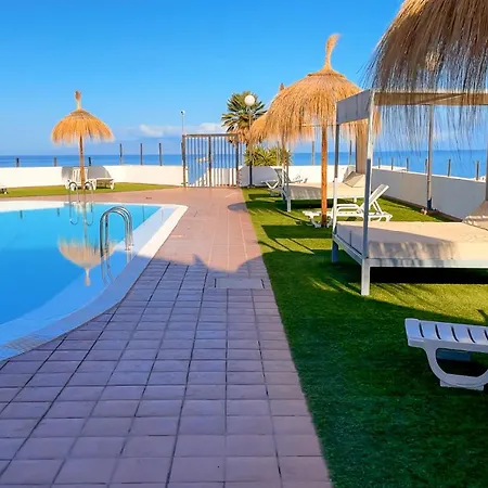 Апартаменти Island Village Paradise By Altamarhomes Адехе